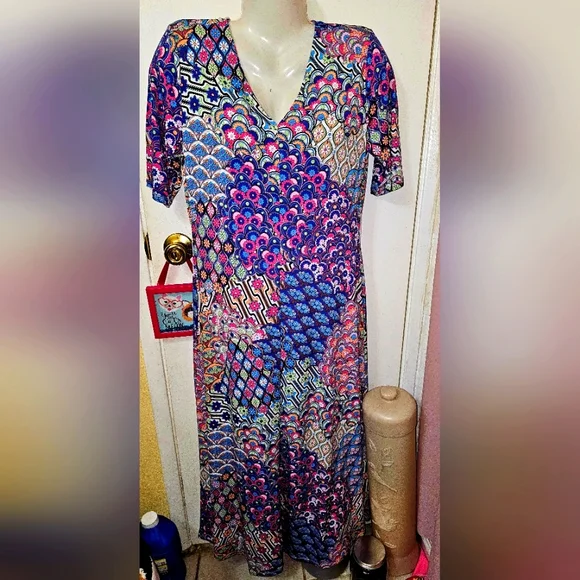 Chaus | Dresses | Chaus Maxi Dress 34 Sleeve Multicolored Flower Power Print Retro New Colorful | Poshmark Chaus | Dresses | Chaus Maxi Dress 34 Sleeve Multicolored Flower Power Print Retro New Colorful | Poshmark